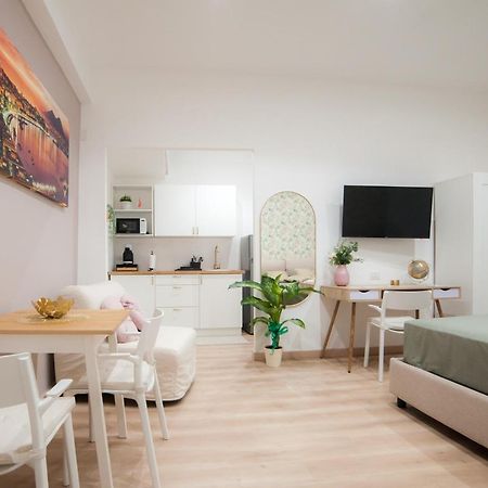 Michelangelo 80 Apartment ナポリ エクステリア 写真