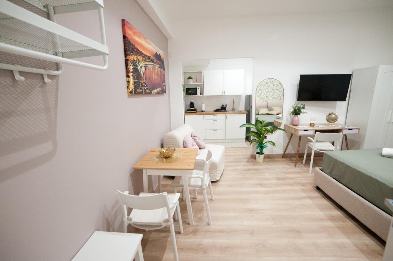 Michelangelo 80 Apartment ナポリ エクステリア 写真